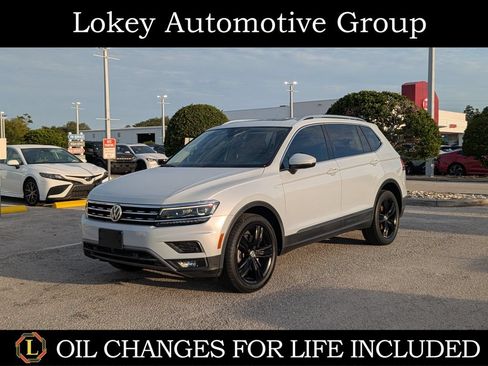 Used 2018 Volkswagen Tiguan SEL Premium FWD image 1