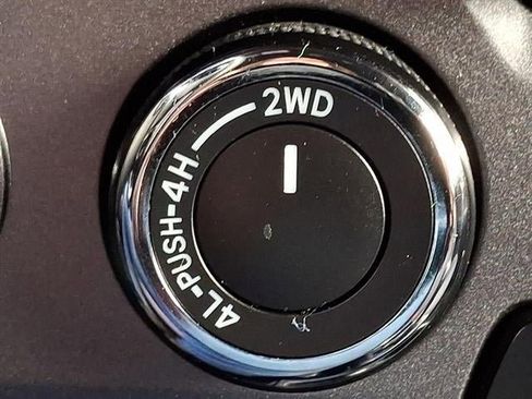 Used 2019 Toyota Tacoma TRD Sport image 24