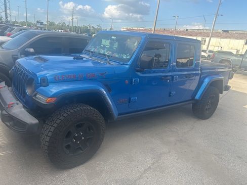 Used 2021 Jeep Gladiator Mojave image 2