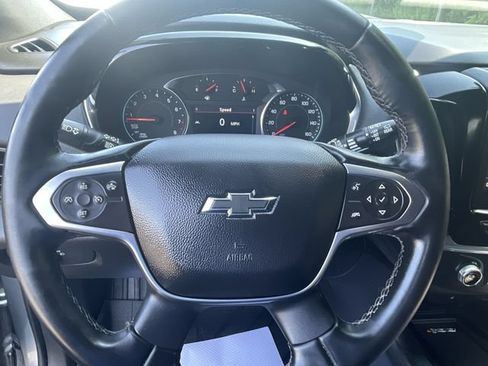 Used 2023 Chevrolet Traverse LT w/ Midnight/Sport Edition AWD/4WD image 11