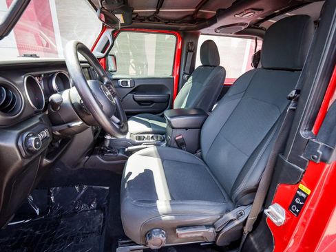 Used 2022 Jeep Wrangler Sport AWD/4WD image 12