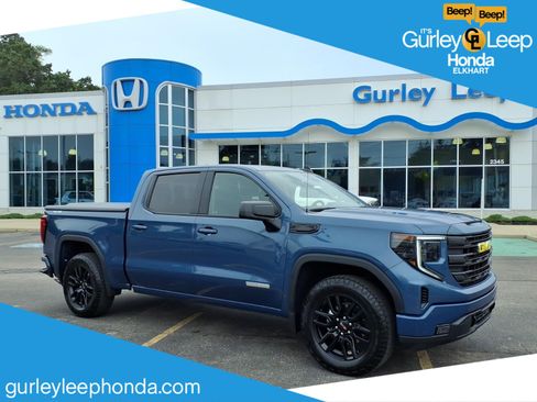 Used 2024 GMC Sierra 1500 Elevation AWD/4WD image 1
