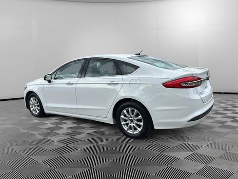 Used 2017 Ford Fusion S FWD image 3