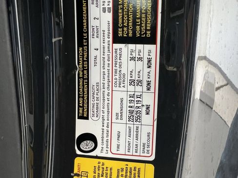 Used 2022 BMW M440i Coupe image 45