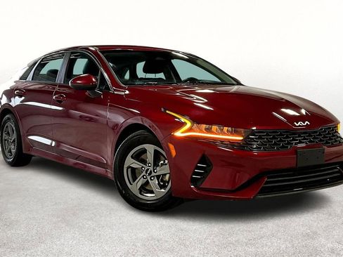Used 2023 Kia K5 LXS image 1