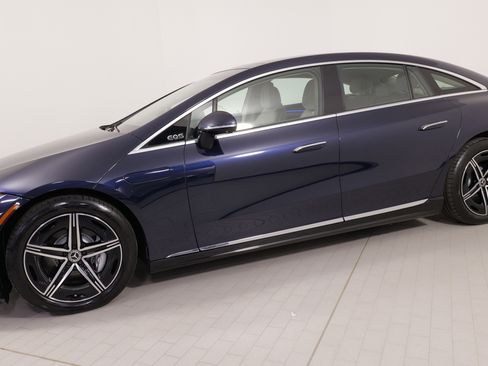 Used 2023 Mercedes-Benz EQS 580 4MATIC Sedan image 1