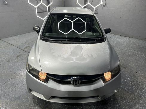 Used 2009 Honda Civic DX-VP image 9