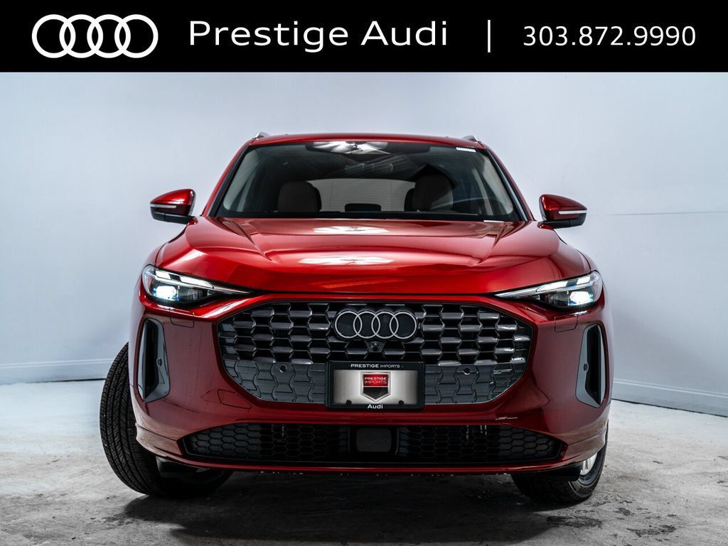 Used 2025 Audi Q5 Premium w/ Convenience Package AWD/4WD image 11