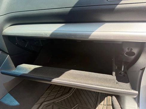 Used 2018 Subaru Outback 2.5i AWD/4WD image 29