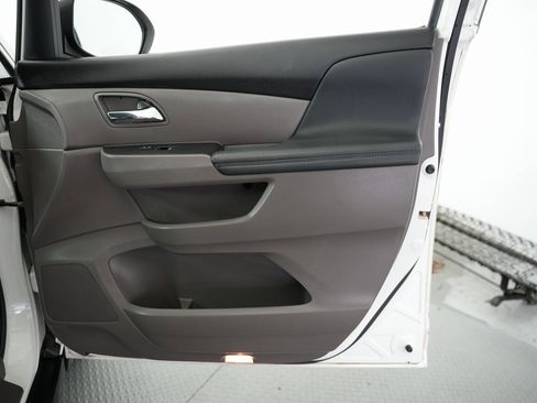 Used 2016 Honda Odyssey EX-L image 55