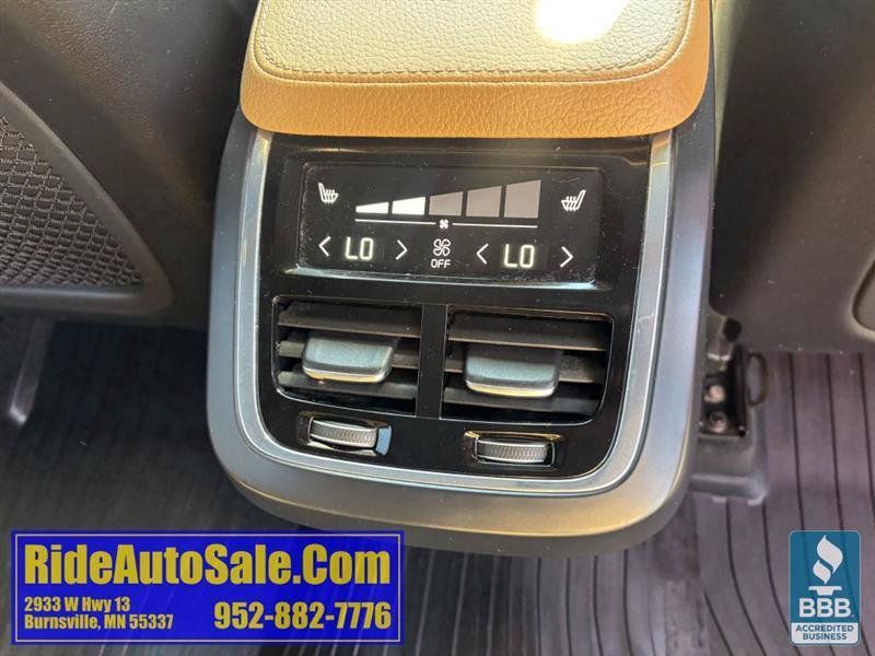 Used 2017 Volvo XC90 T6 Momentum w/ Vision Package AWD/4WD image 29