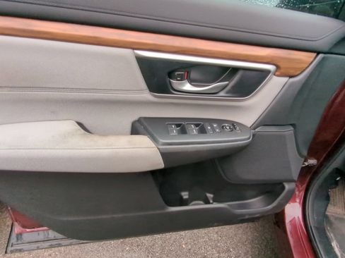 Used 2019 Honda CR-V EX image 8