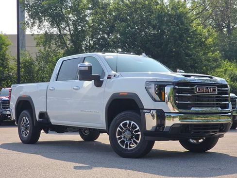 New 2026 GMC Sierra 2500 SLT AWD/4WD image 2