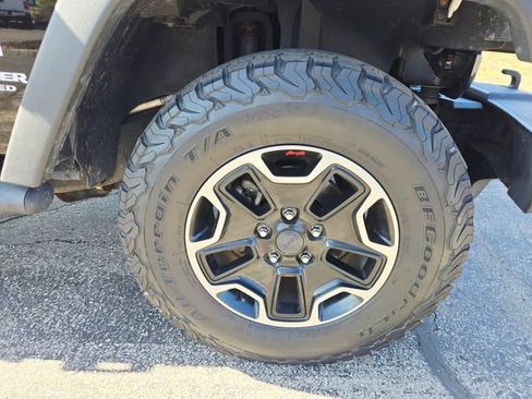 Used 2015 Jeep Wrangler Unlimited Sport w/ Quick Order Package 24S image 18