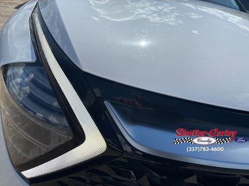 Used 2024 Kia Sportage SX image 2