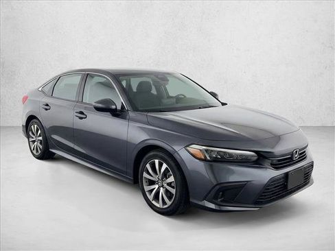 Used 2023 Honda Civic LX image 3