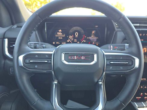 Used 2025 GMC Terrain Elevation image 24