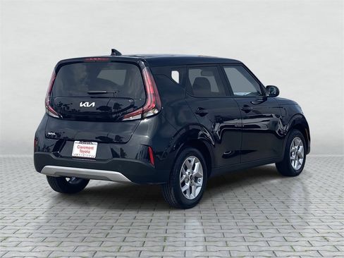 Used 2024 Kia Soul LX w/ Option Group 015 image 6