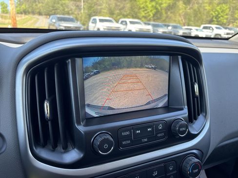 Used 2017 Chevrolet Colorado LT w/ LT Convenience Package image 20