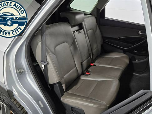 Used 2018 Hyundai Santa Fe AWD w/ SE Ultimate Tech Package 03 image 42