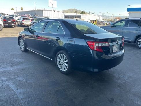 Used 2012 Toyota Camry XLE w/ Leather Pkg image 3