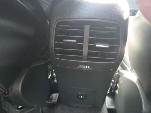 Used 2023 Ford Escape Platinum AWD/4WD image 20