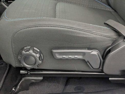 Used 2021 Jeep Wrangler Unlimited Islander image 18