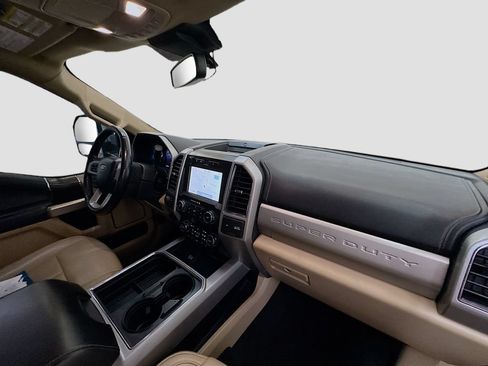 Used 2021 Ford F250 Lariat w/ Lariat Ultimate Package AWD/4WD image 28