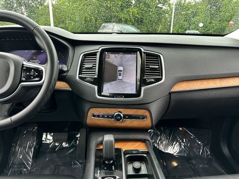 Used 2023 Volvo XC90 B6 Plus w/ Protection Package Premier AWD/4WD image 23