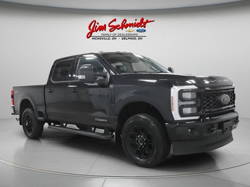 Used 2025 Ford F250 Lariat w/ Lariat Ultimate Package AWD/4WD image 2