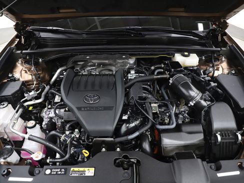 Used 2023 Toyota Crown Platinum image 29