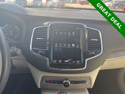 Used 2022 Volvo XC90 T6 Inscription w/ Lounge Package image 28