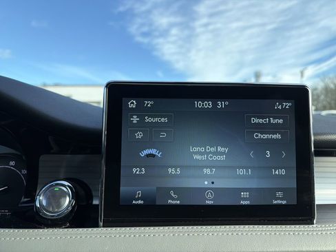 Certified 2022 Lincoln Corsair AWD w/ Premium Package image 24