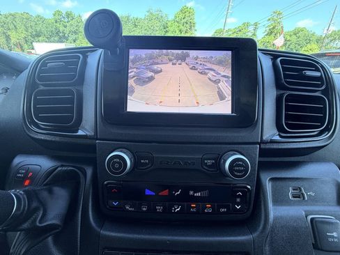Used 2023 RAM ProMaster 2500 FWD image 31