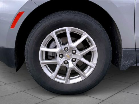 Used 2023 Chevrolet Equinox LT image 11