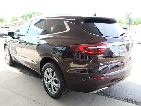 Certified 2021 Buick Enclave Avenir w/ Avenir Technology Package AWD/4WD image 9
