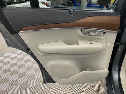 Used 2019 Volvo XC90 T6 Inscription w/ Luxury Package image 17