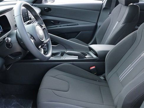 Certified 2026 Hyundai Elantra Sport FWD image 9