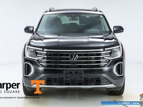 Used 2025 Volkswagen Atlas SE w/ Panoramic Sunroof Package image 56