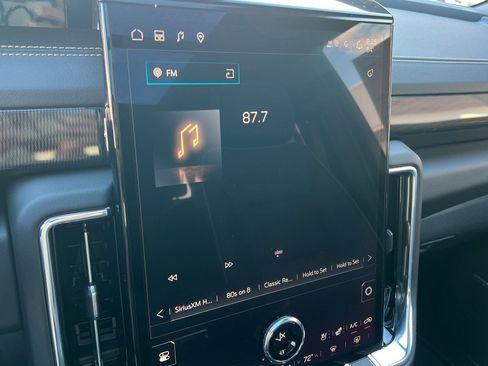 New 2026 GMC Yukon Elevation w/ Elevation Premium Package image 19