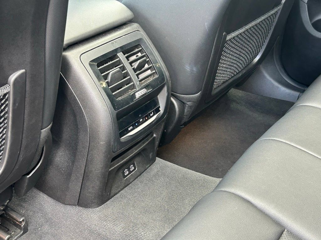 Used 2024 BMW X3 sDrive30i RWD image 45