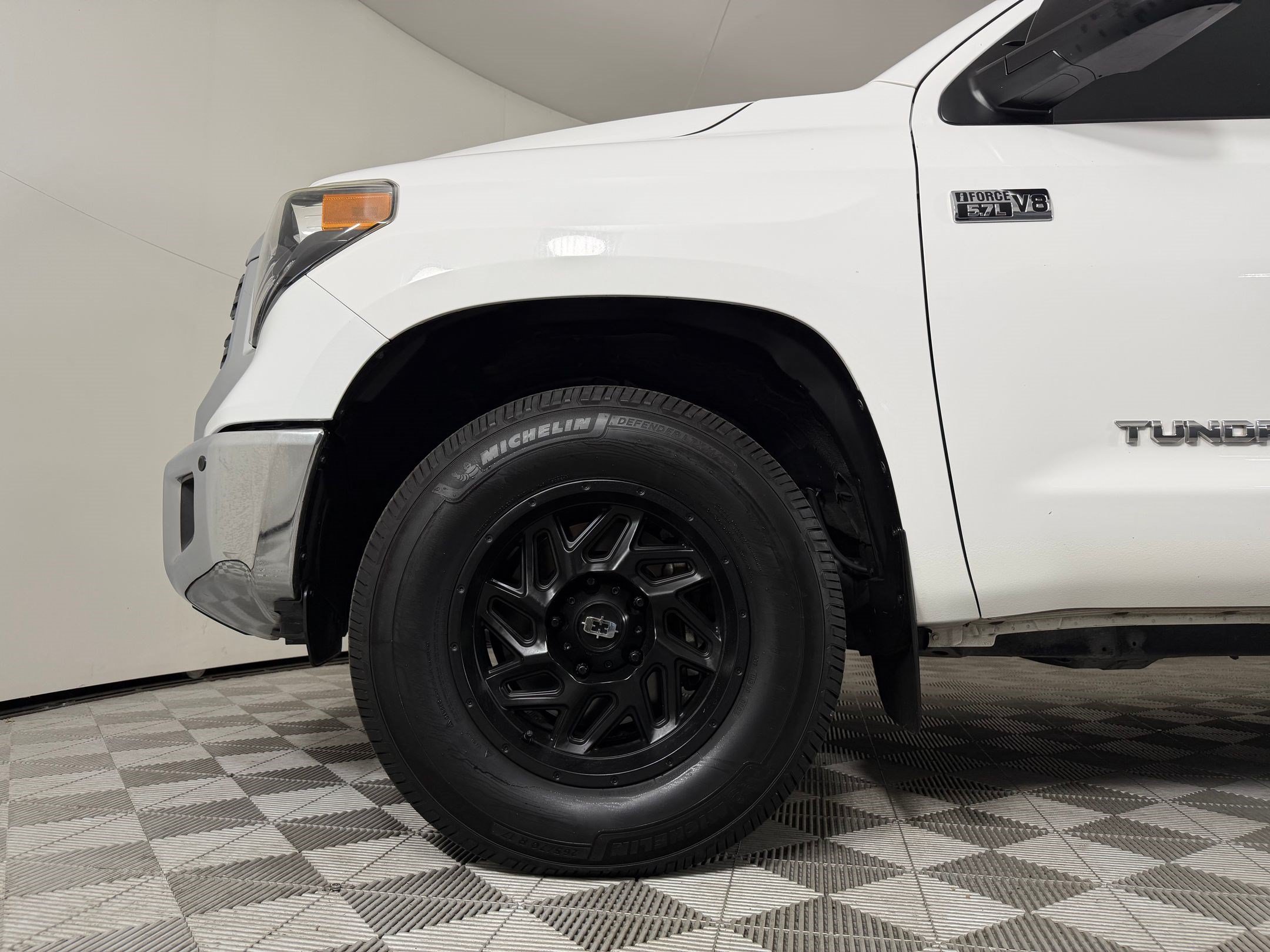 Used 2021 Toyota Tundra SR5 RWD image 12