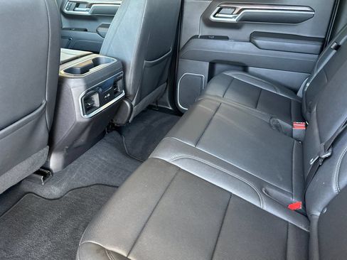 Used 2023 GMC Sierra 1500 SLT w/ SLT Premium Package RWD image 13