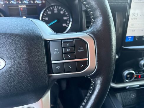 Used 2024 Ford Expedition Max XLT image 37