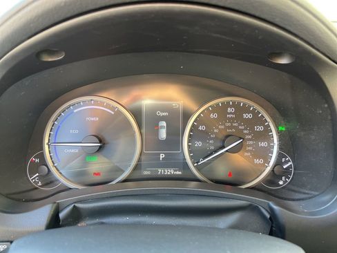 Used 2018 Lexus NX 300h AWD image 15