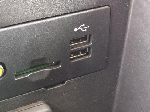 Used 2012 Ford Edge SEL image 29