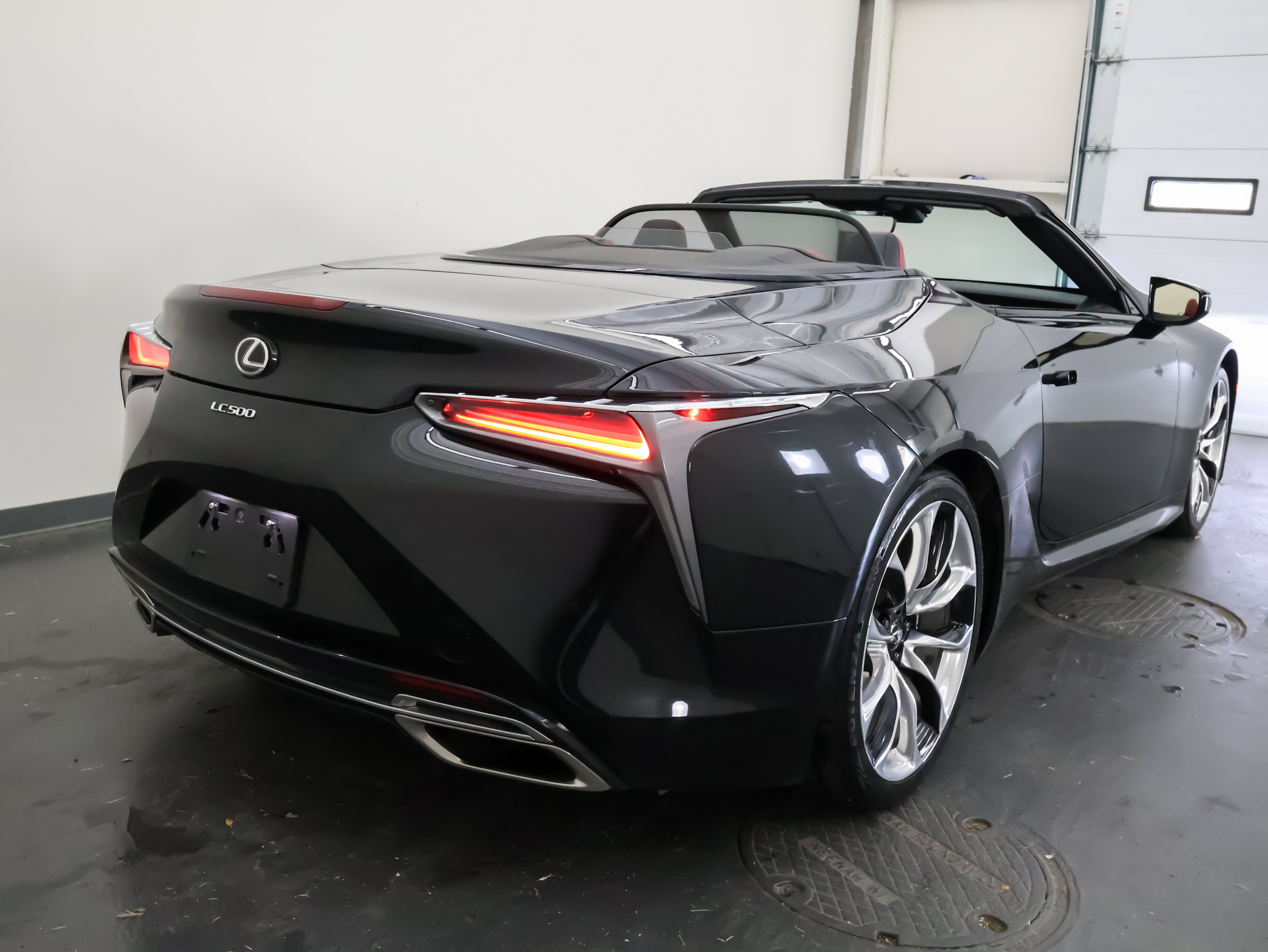 Used 2021 Lexus LC 500 Convertible w/ Touring Package RWD image 4