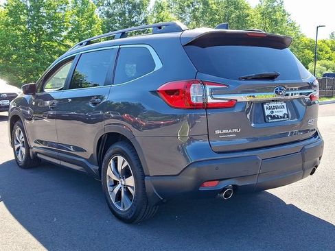 Certified 2023 Subaru Ascent Premium w/ Convenience Package AWD/4WD image 4