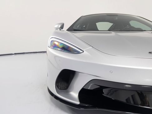 Used 2022 McLaren GT RWD image 34