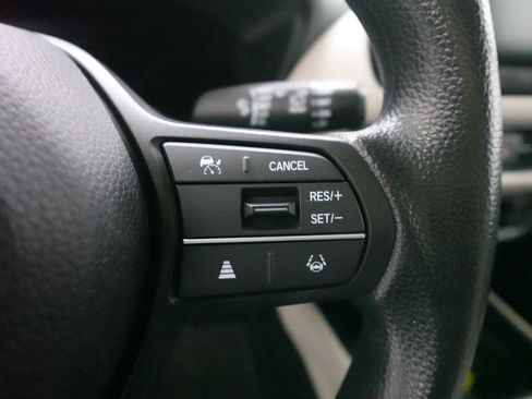 Used 2024 Honda HR-V LX image 18